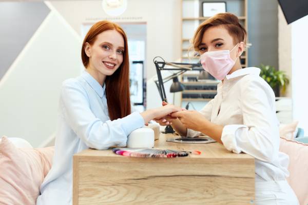 CV della manicure